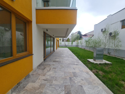 Apartament 3 camere cu terasa si gradina 80 mp, bloc boutique in zona Domenii