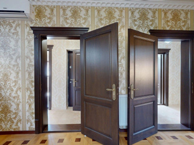 Apartament cu 4 camere în vilă Primăverii-garaj-