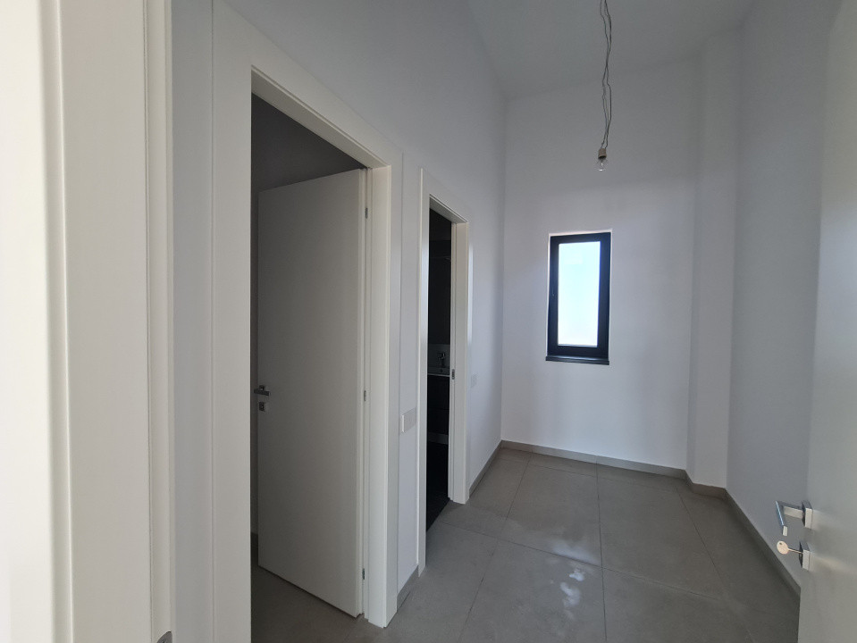 Spatii comerciale de vanzare Voluntari Central 9