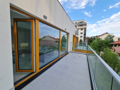 Apartament 2 camere cu terasa 13 mp, bloc boutique in zona Domenii